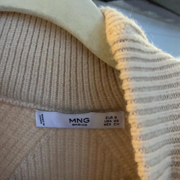 Cream Mango mock neck sweater. Never worn - Picture 2 of 2